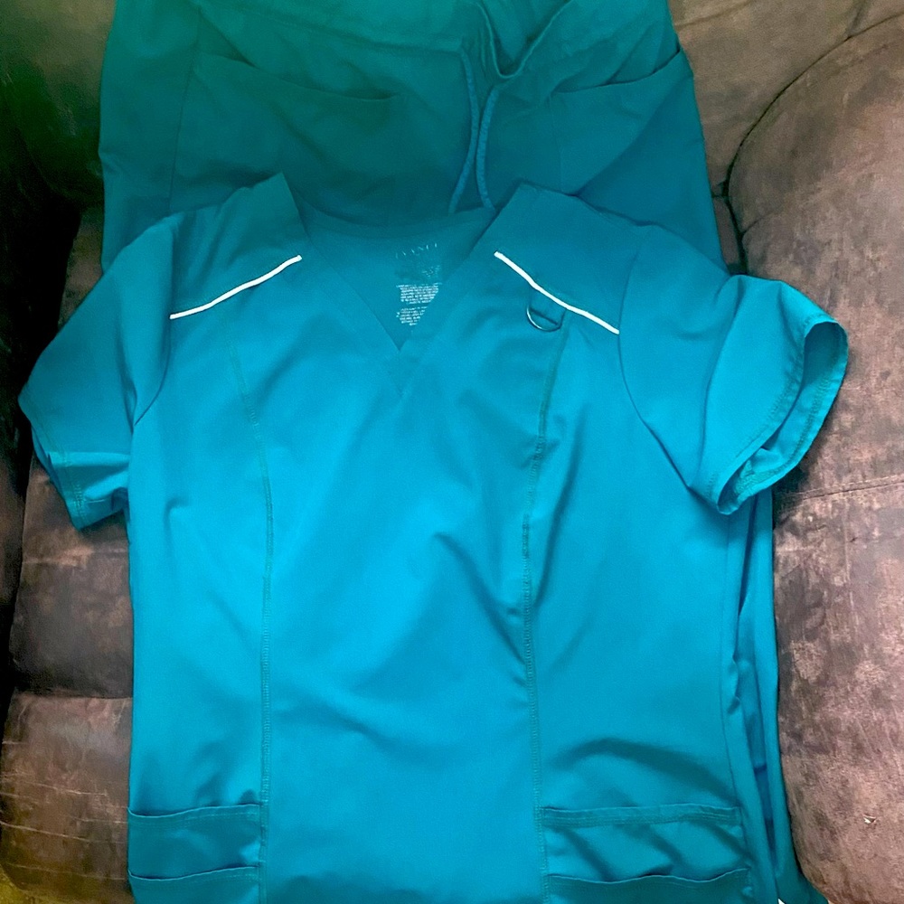 Jaanuu scrub set medium